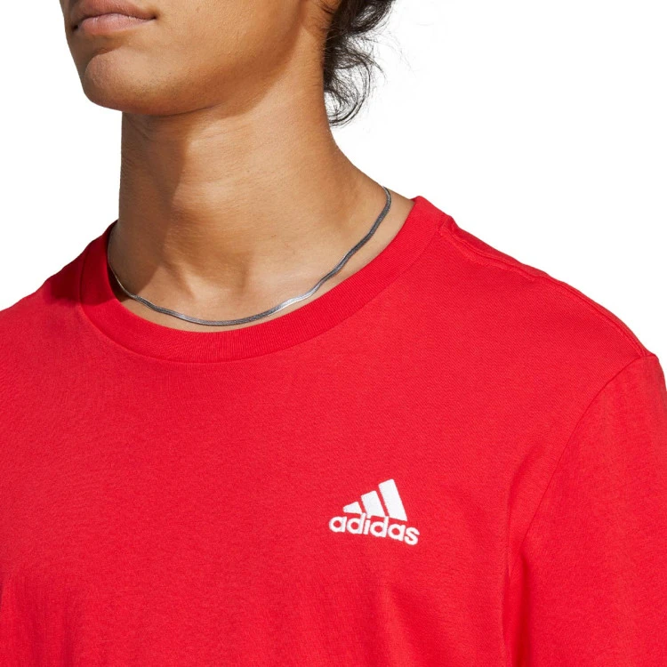 Camiseta Adidas Essentials Small Logo 6 Camiseta Adidas Essentials Small Logo - Imagen 4