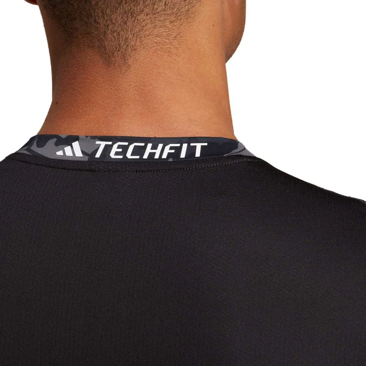 Camiseta Adidas TechFit Allover Print 8 Camiseta Adidas TechFit Allover Print - Imagen 6