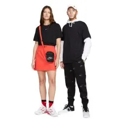 Camiseta Nike Sportswear Essentials Mujer -Botas de fútbol comercio camiseta nike sportswear essentials mujer black white 2