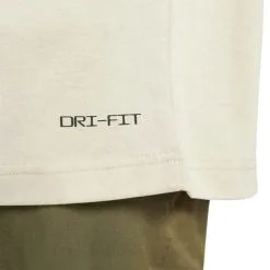 Camiseta Nike Sportswear Graphic 10 Camiseta Nike Sportswear Graphic -Botas de fútbol comercio camiseta nike sportswear graphic rattan safety orange 3