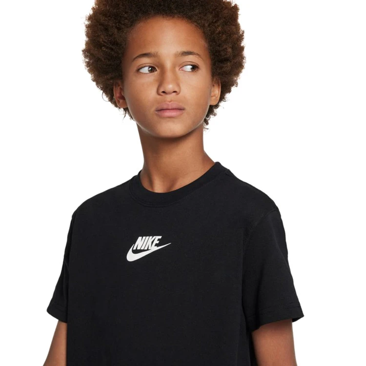 Camiseta Nike Sportswear Prem Essntls Niño 5 Camiseta Nike Sportswear Prem Essntls Niño - Imagen 3