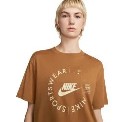 Camiseta Nike Sportswear Sport Utility Mujer 8 Camiseta Nike Sportswear Sport Utility Mujer -Botas de fútbol comercio camiseta nike sportswear sport utility mujer ale brown 2