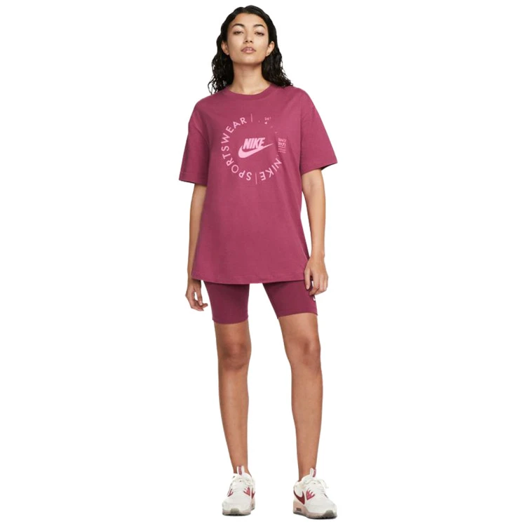 Camiseta Nike Sportswear Sport Utility Mujer 6 Camiseta Nike Sportswear Sport Utility Mujer - Imagen 4
