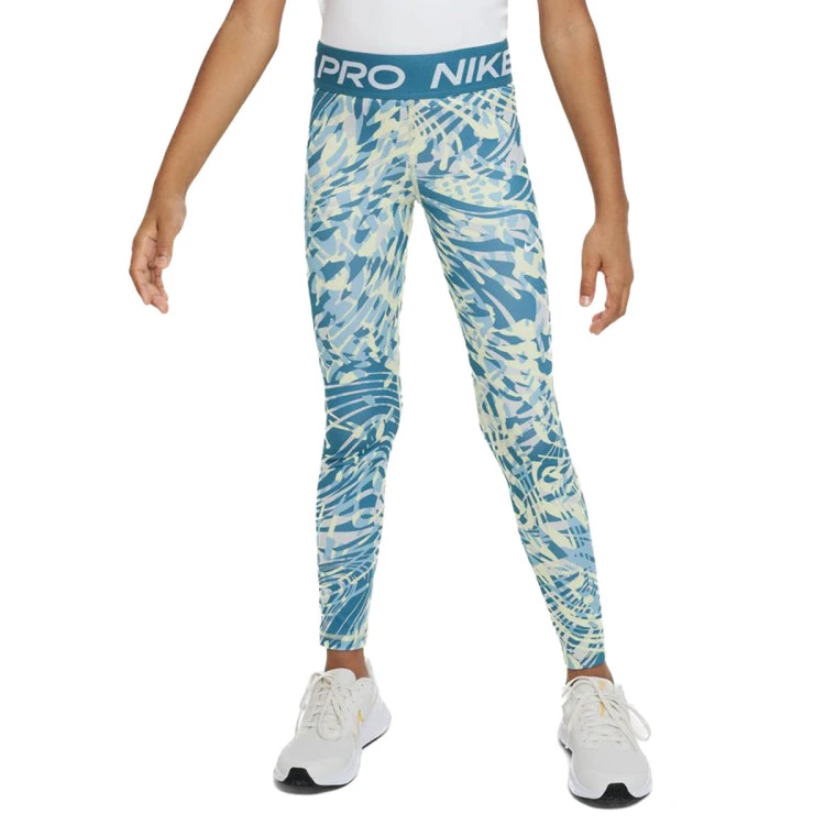 Malla Nike Sport Essentials + Pack Niña 3 Malla Nike Sport Essentials + Pack Niña