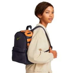 Mochila Nike Brasilia Just Do It Mini Niño -Botas de fútbol comercio mochila nike brasilia just do it mini nino gridiron monarch bright cactus 11 l 4