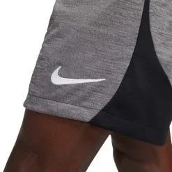Pantalón Corto Nike Dri-Fit Academy 12 Pantalón Corto Nike Dri-Fit Academy -Botas de fútbol comercio pantalon corto nike dri fit academy black pure black white 4