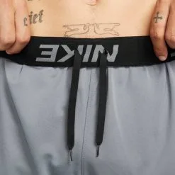 Pantalón Corto Nike Dri-Fit Totality 10 Pantalón Corto Nike Dri-Fit Totality -Botas de fútbol comercio pantalon corto nike dri fit totality smoke grey black 3