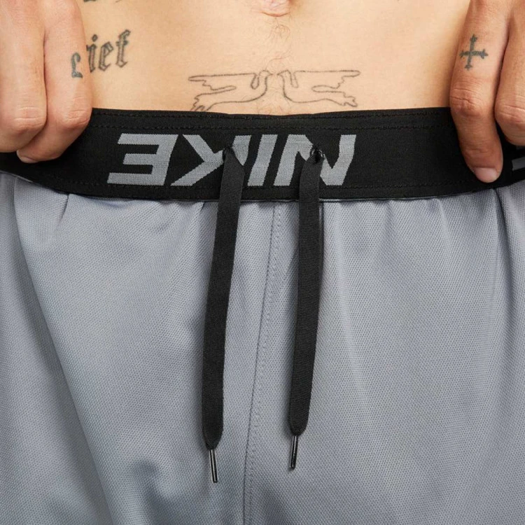 Pantalón Corto Nike Dri-Fit Totality 6 Pantalón Corto Nike Dri-Fit Totality - Imagen 4