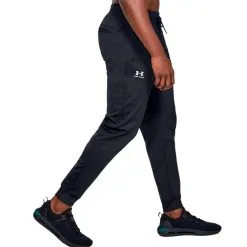 Pantalón Largo Under Armour Pantalón De Jogging Sportstyle -Botas de fútbol comercio pantalon largo under armour pantalon de jogging sportstyle black 2