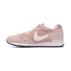 Zapatilla Nike Venture Runner -Botas de fútbol comercio zapatilla nike venture runner pink oxford summit white black white 2
